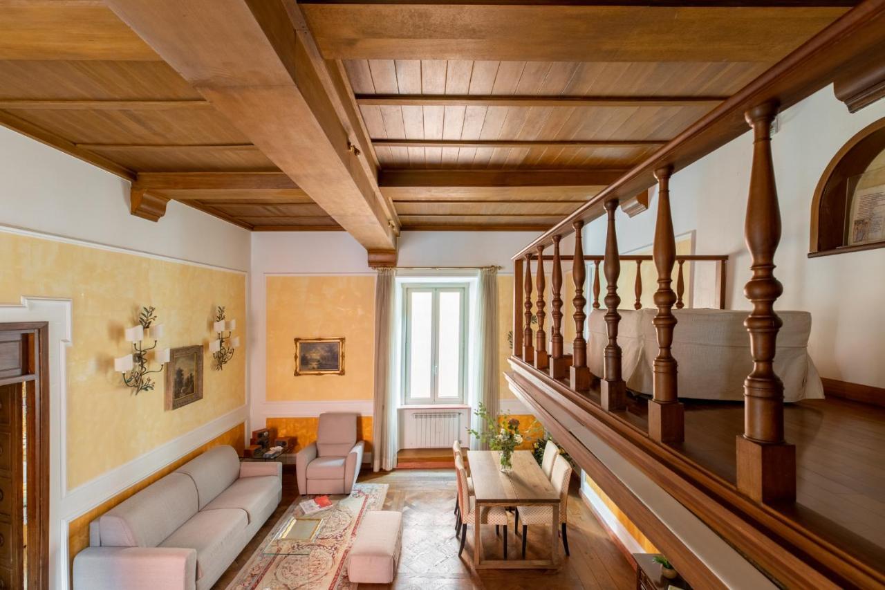 Iflat Elegant And Luxury Apartment Near Pantheon Рим Экстерьер фото