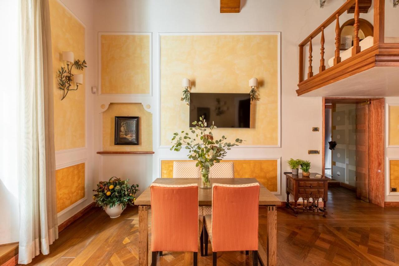 Iflat Elegant And Luxury Apartment Near Pantheon Рим Экстерьер фото
