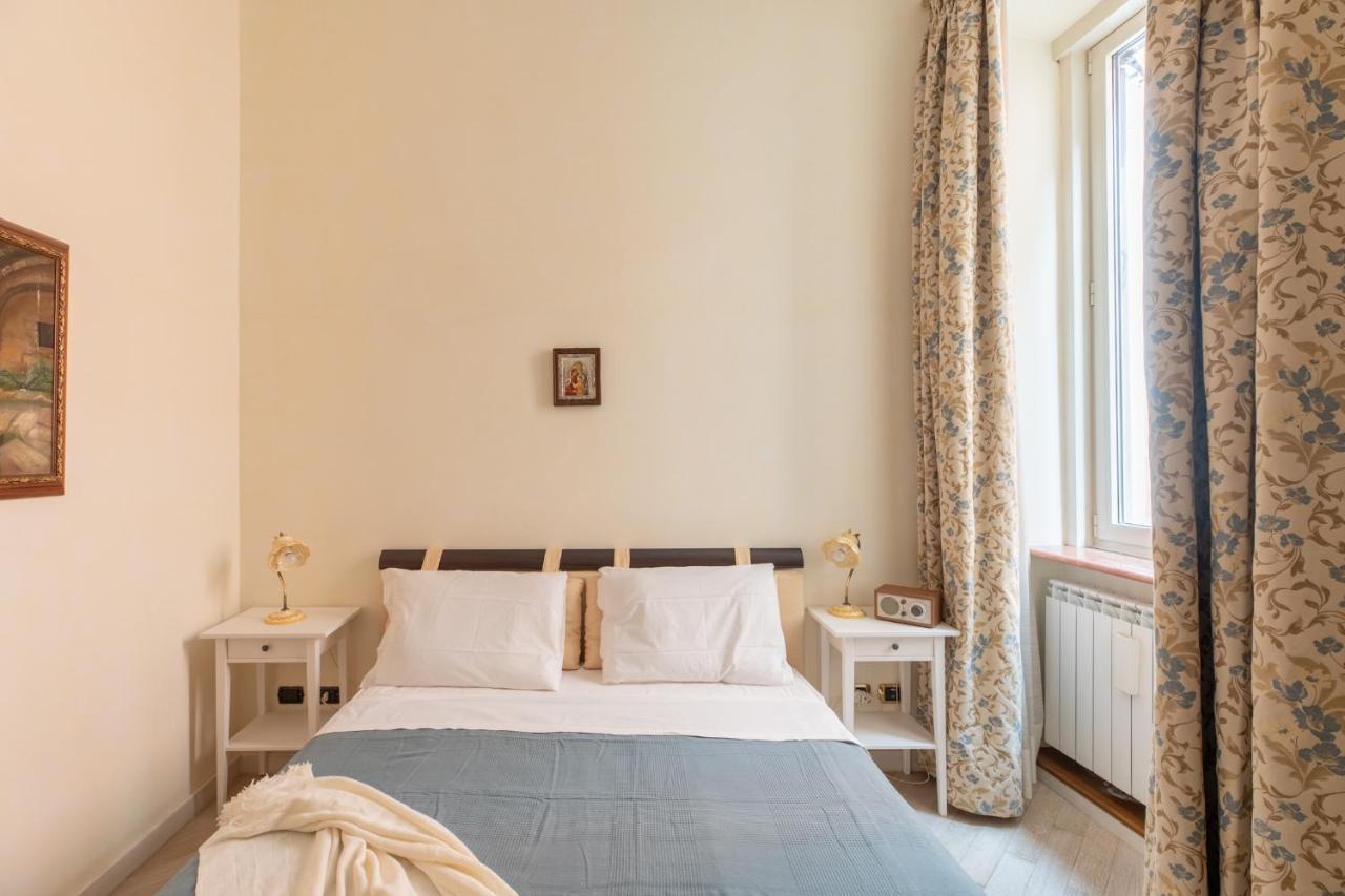 Iflat Elegant And Luxury Apartment Near Pantheon Рим Экстерьер фото
