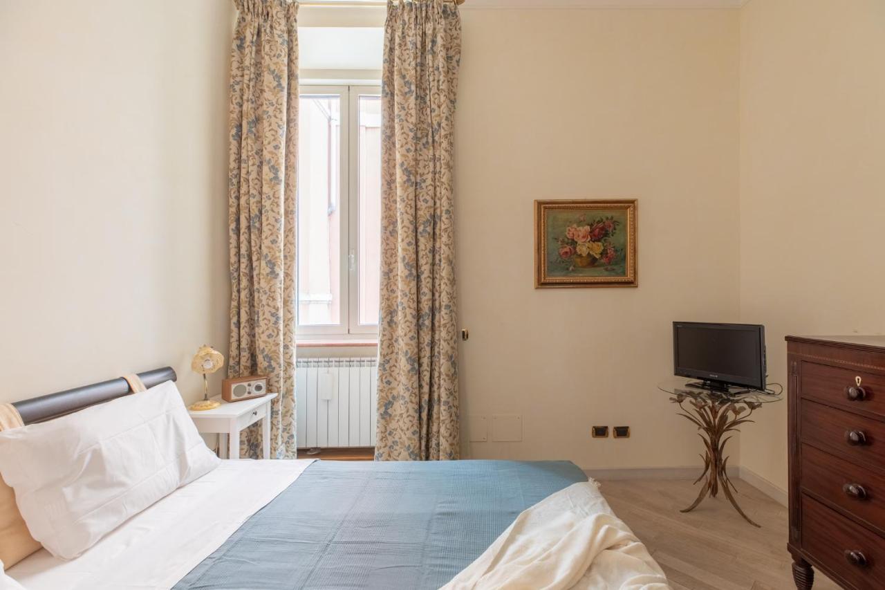 Iflat Elegant And Luxury Apartment Near Pantheon Рим Экстерьер фото