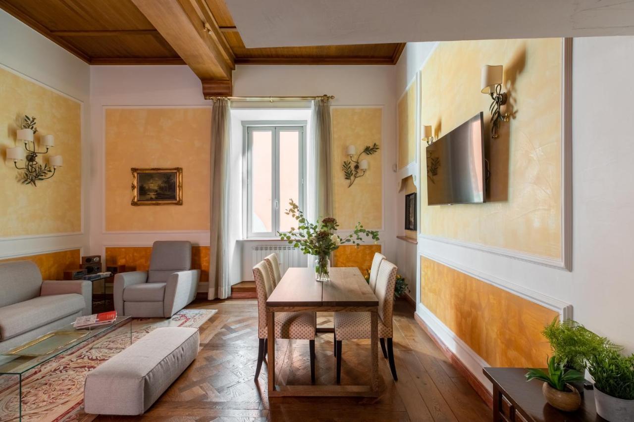 Iflat Elegant And Luxury Apartment Near Pantheon Рим Экстерьер фото